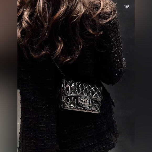 Chanel Mini Square So Black in Patent Leather 21B - Picture 14 of 16